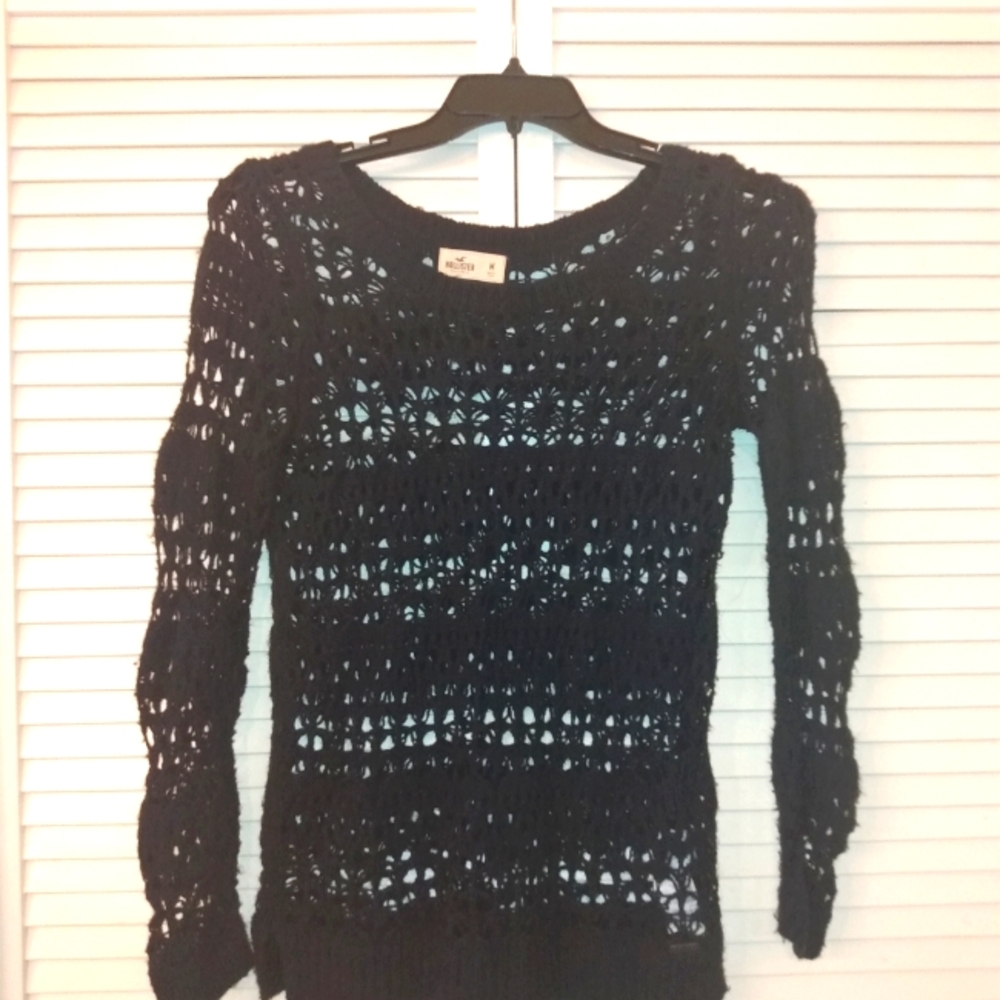 Hollister sweater